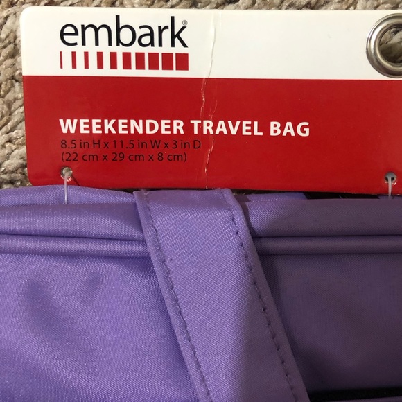 NEW PURPLE Embark Weekender Travel Cosmetic TOILETRY BAG Handle Zipper Pocket - Picture 4 of 7